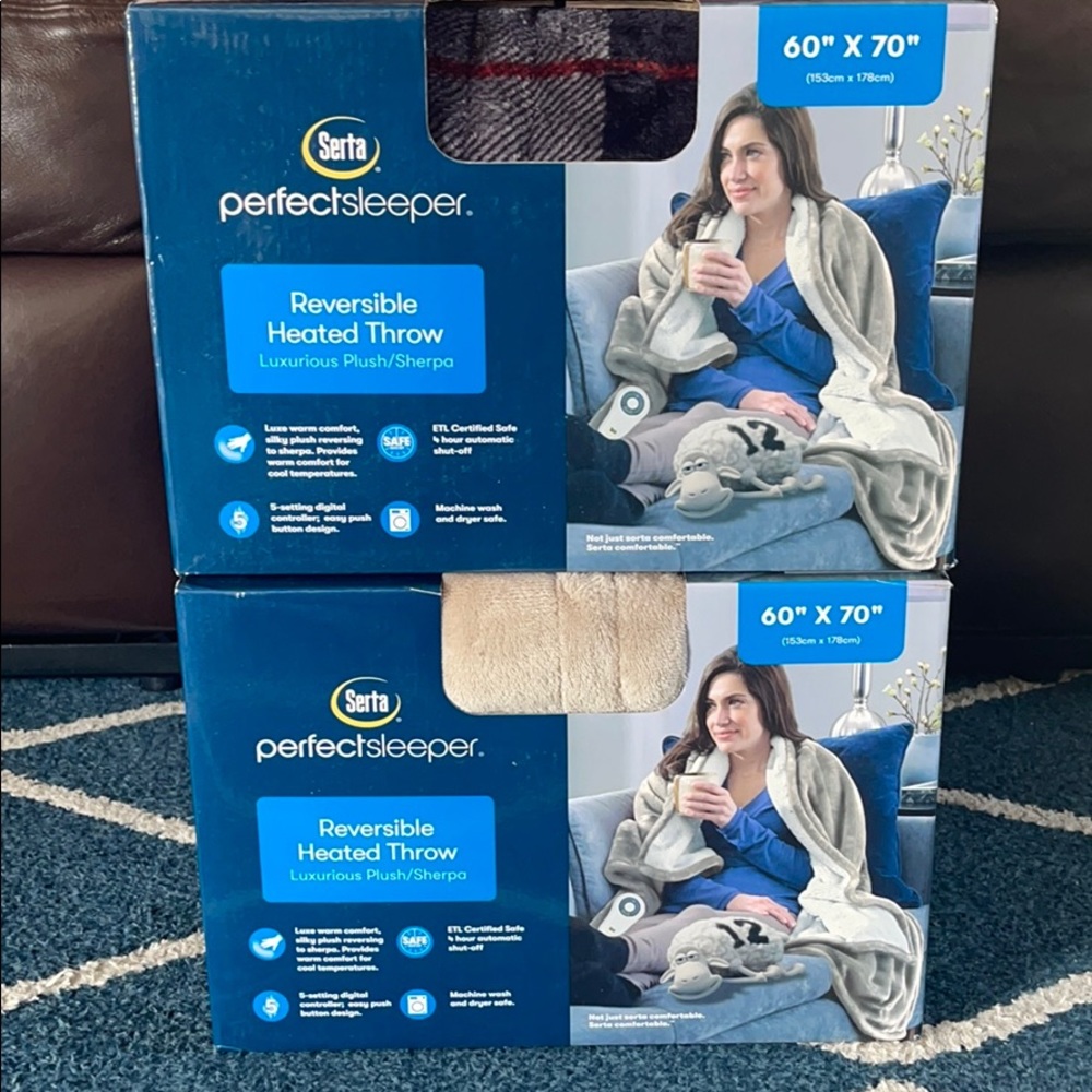 ❤️NEW!!!❤️Serta Reversible Sherpa Heated Throw.